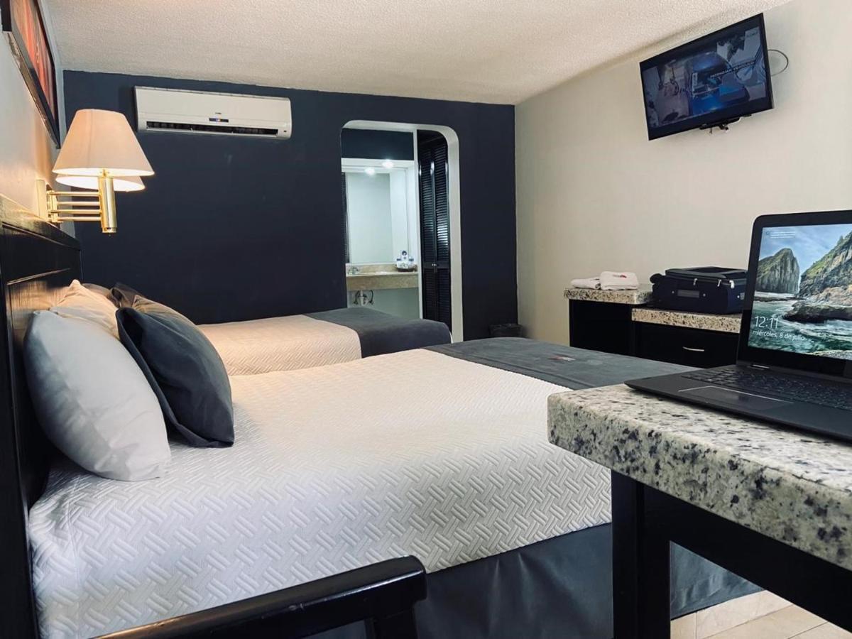 Hotel La Finca Hermosillo Zewnętrze zdjęcie